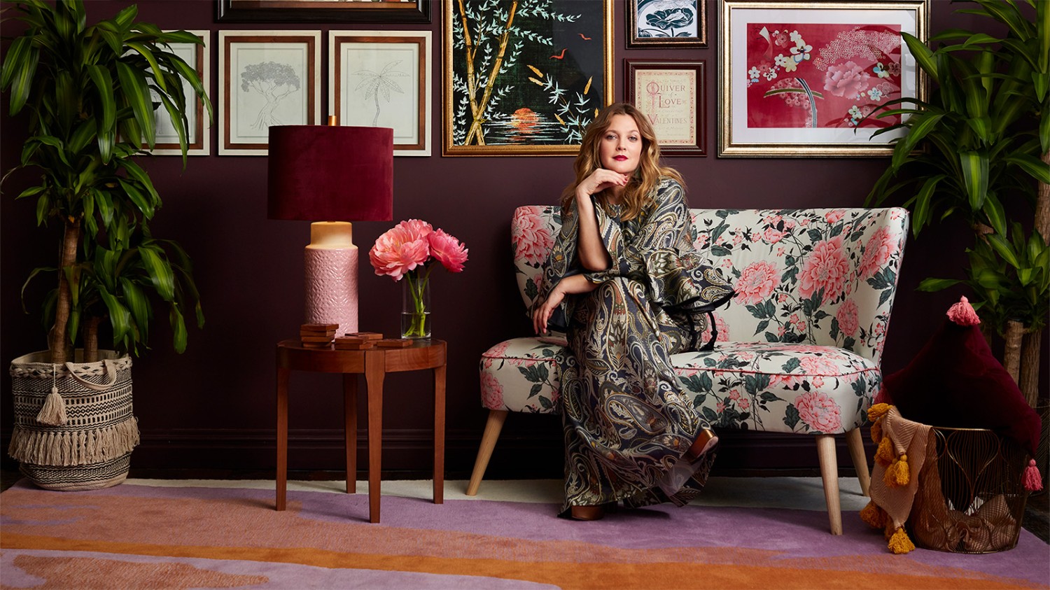 https://corporate.walmart.com/content/corporate/en_us/news/2019/03/28/a-home-in-bloom-drew-barrymore-and-walmart-launch-exclusive-online-collection-drew-barrymore-flower-home/jcr:content/newsimage.img.jpg/1702401224461.jpg