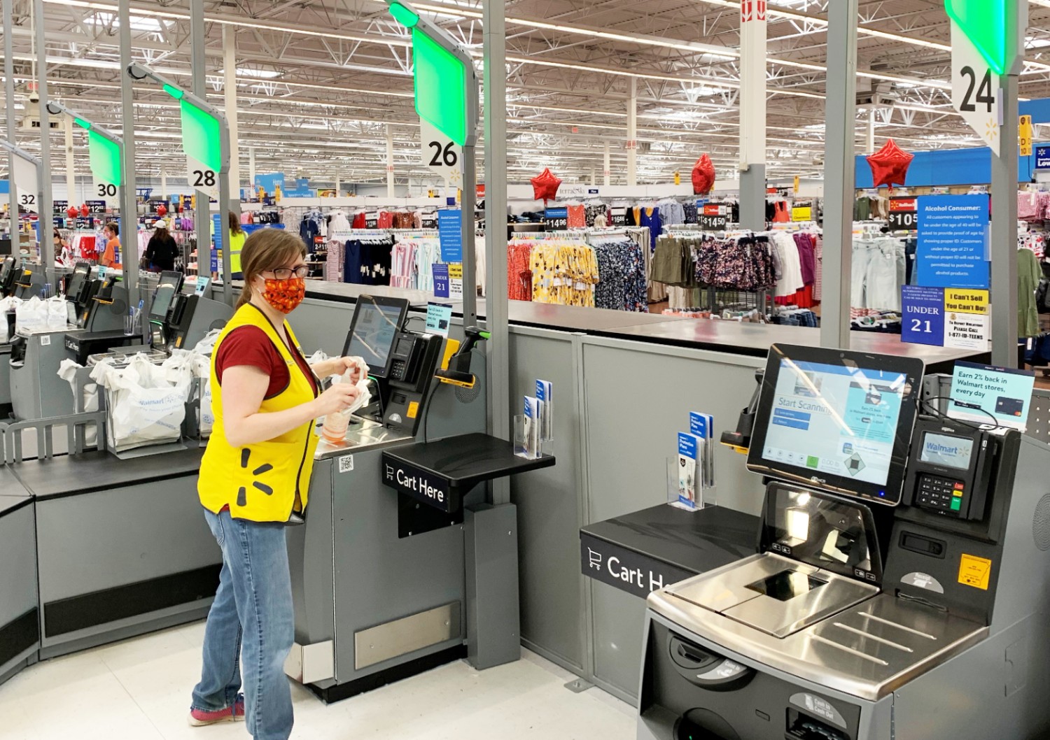 Walmart shoppers rush to buy 'awesome' $220 kitchen essential scanning at  the register for $60